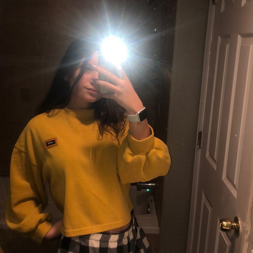 BESR Artic Sweater